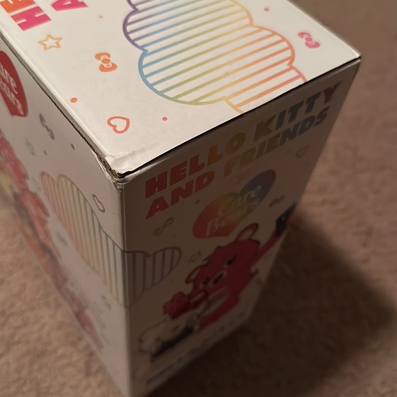 Hello Kitty x Carebear - Picture 3 of 4